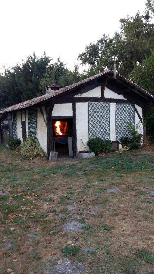 Louchats Chez Alexandra Bed & Breakfast エクステリア 写真